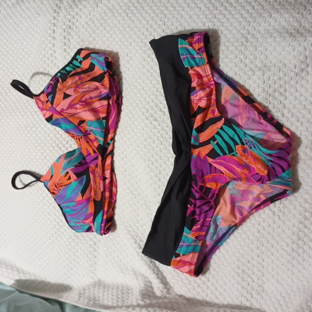 Skye Size Small Bikini Drape Front Top And  Hipster Bottom